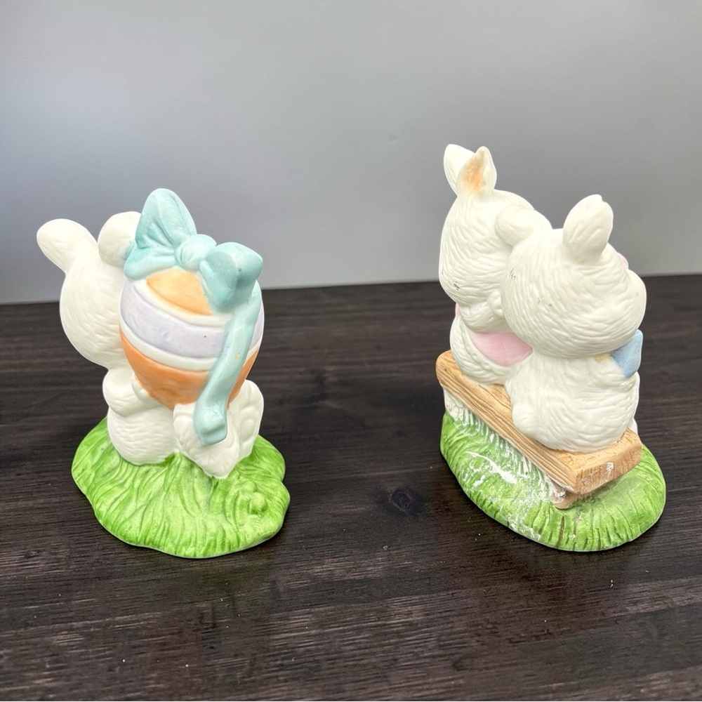 Vintage Set Of 2 Porcelain Bunny Figurines by UCGC Taiwan Couple In Love & Baby - Picture 4 of 16